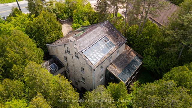 243 Main Street S, Guelph/Eramosa