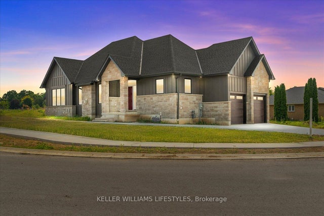 39 East Glen Drive, Lambton Shores