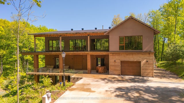 1739 Trapper's Trail Road, Dysart et al