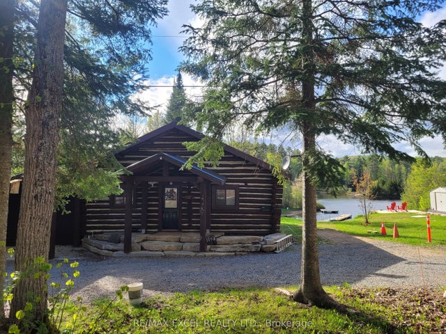 1194 Lake St. Peter Road, Hastings Highlands