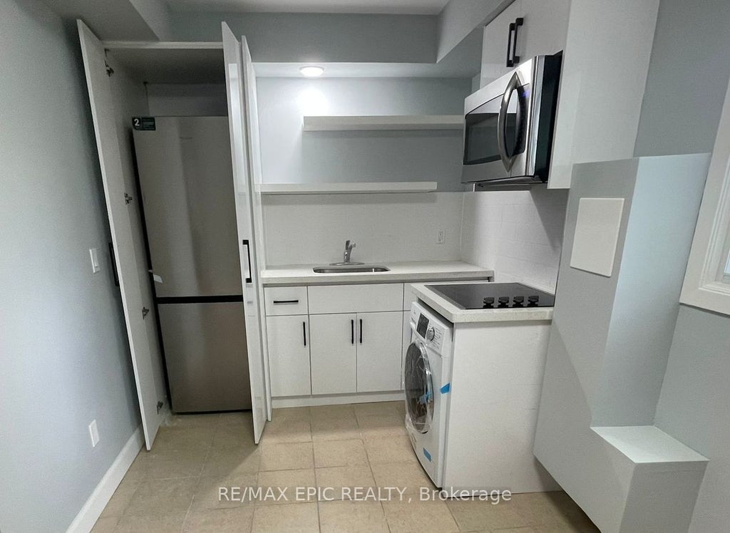 569 Dufferin Avenue 5, London East