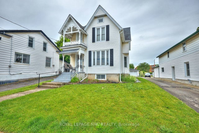 9 Pine Street S, Thorold
