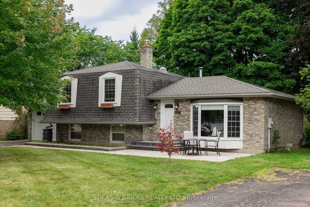 477 Dorchester Street, Niagara-on-the-Lake
