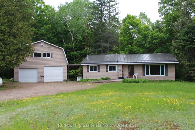 2166 Blairhampton Road, Minden Hills