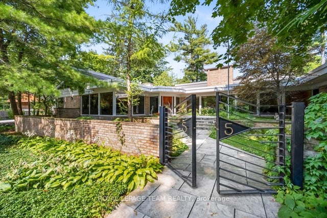 55 Willingdon Road, Rockcliffe Park