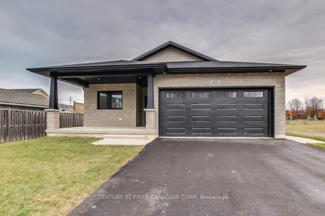 163 Elgin Avenue E, Goderich