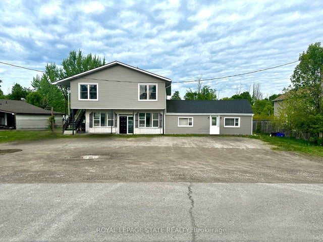 1572 North Shore Drive, Haldimand