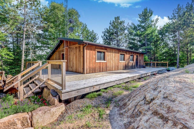 111 & 119 Gazelle Trail, North Kawartha