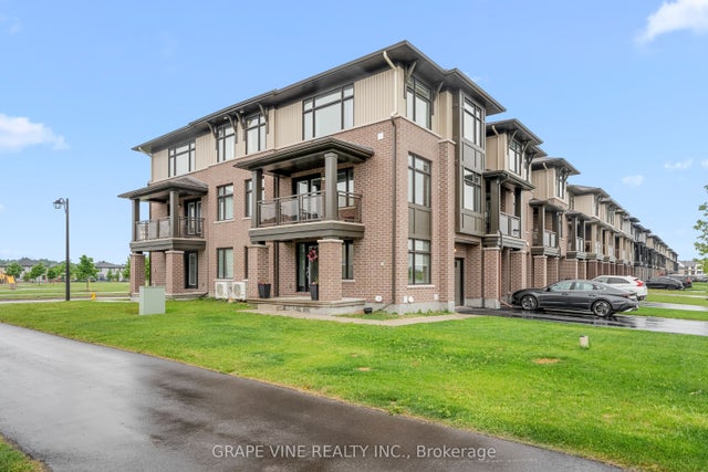 60 Verglas Lane, Orleans - Convent Glen and Area
