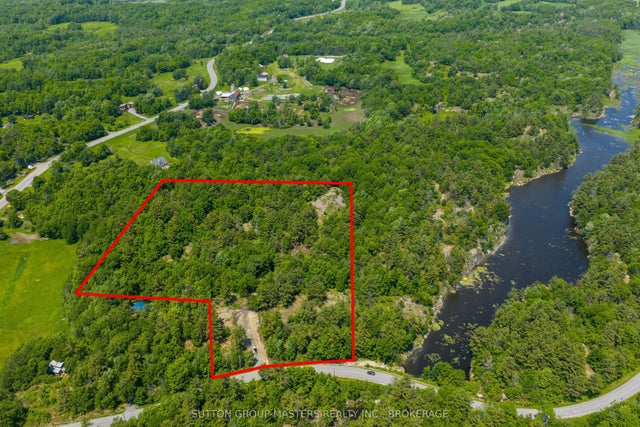 Burnt Hills Road, Frontenac