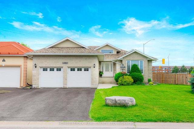 590 Mohini Place, Kingston