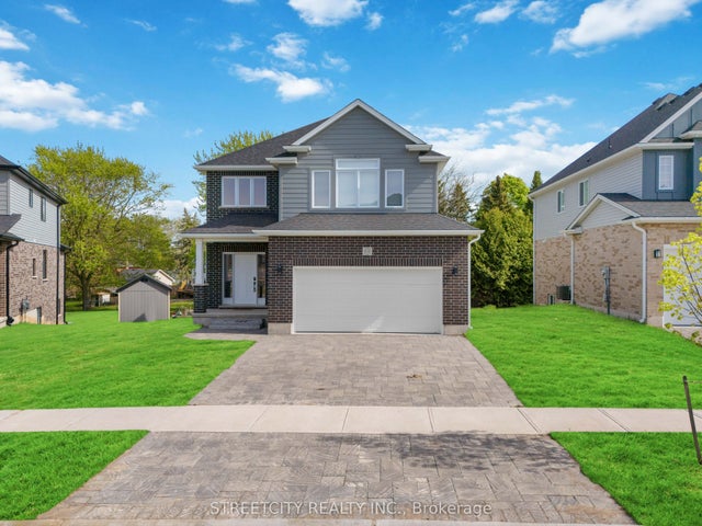 101 Basil Crescent, Middlesex Centre