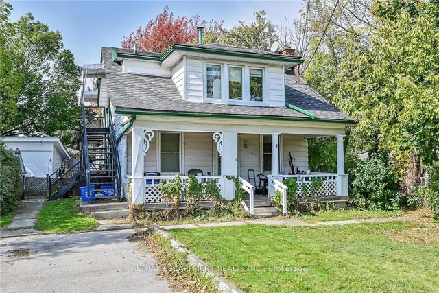 942 Upper Gage Avenue, Hamilton