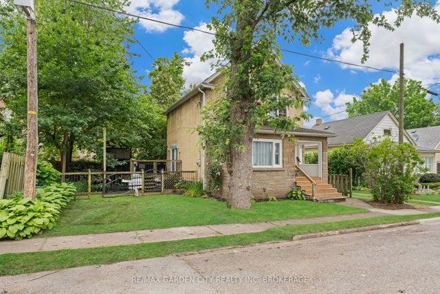 4115 May Avenue, Niagara Falls
