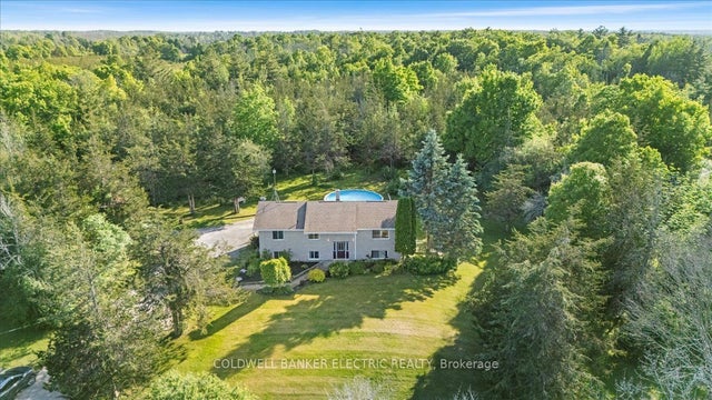 15 Mcintyre Road, Prince Edward County