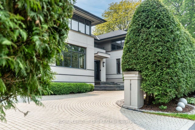 725 Manor Avenue, Rockcliffe Park