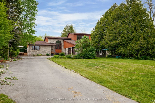 296 Lakeshore Road N, Meaford