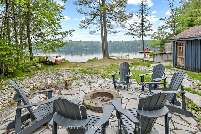 1002 Leech Lake Point Road, Bracebridge