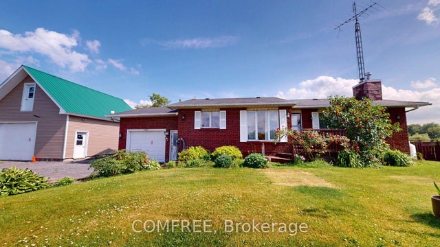 2196 Concession 3 Road, Alfred and Plantagenet