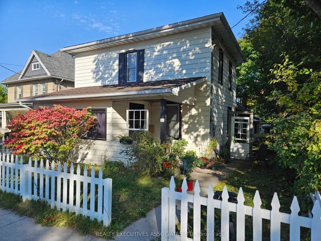 10 Regent Street, Selwyn