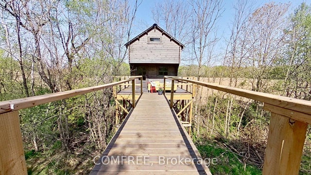 375500 37th Line, Zorra