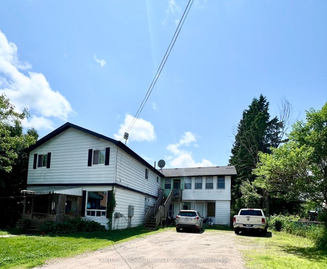 2289 Loop Road 4, Highlands East
