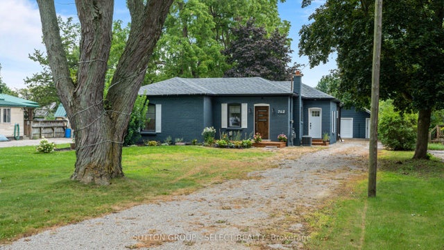 742 Mount Pleasant Road, Brant