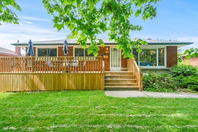 45 Chestnut Street W, St. Catharines