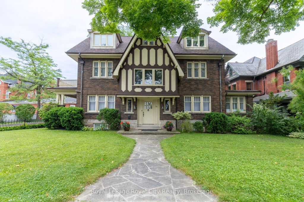 76 London Road W, Guelph