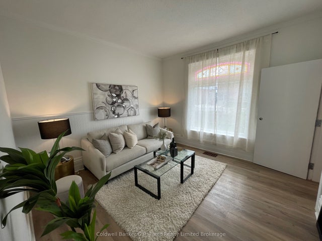 89 Church Street W Unit B, Norfolk