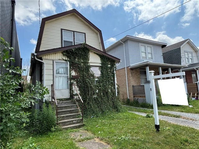 465 East Main Street, Welland
