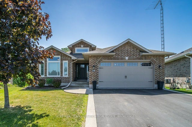 79 Hartwood Crescent, Greater Napanee