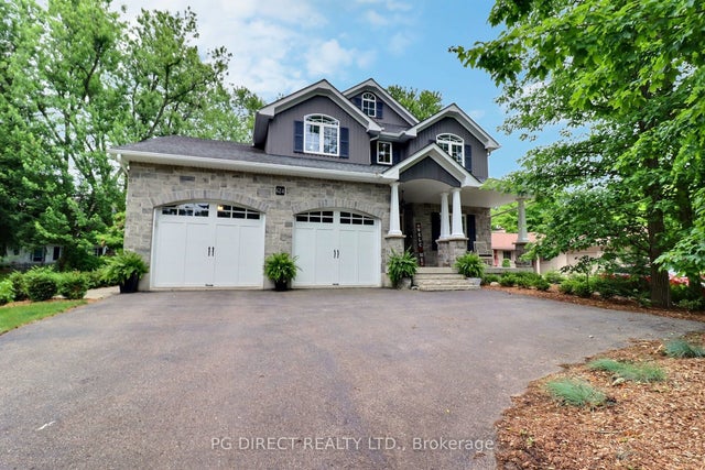 624 Devonshire Avenue, Woodstock
