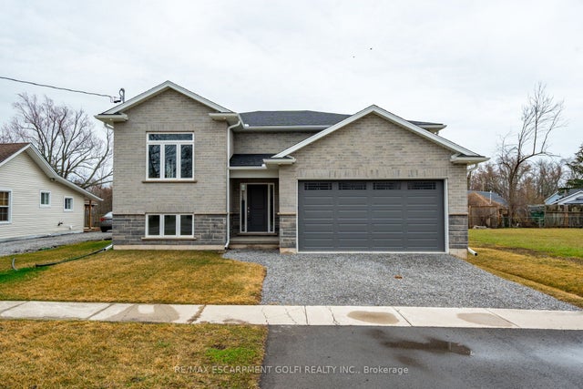 735 Dominion Road, Fort Erie