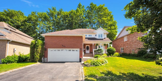 427 Olde Village Lane, Shelburne