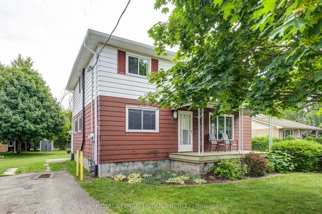 249 Victoria Street, Central Elgin