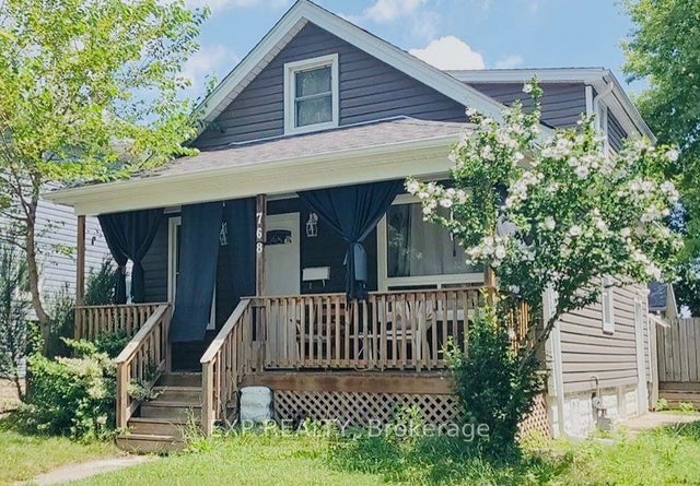 768 Mckay Avenue, Windsor