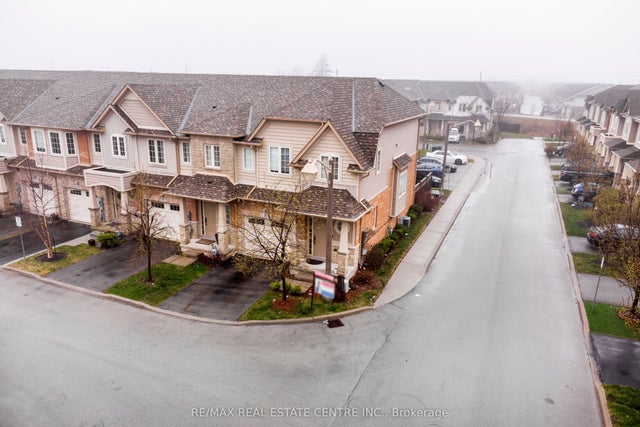 8 Lakelawn Road 54, Grimsby