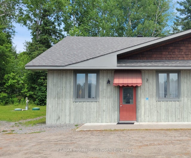60 Ontario Street C, Burk's Falls