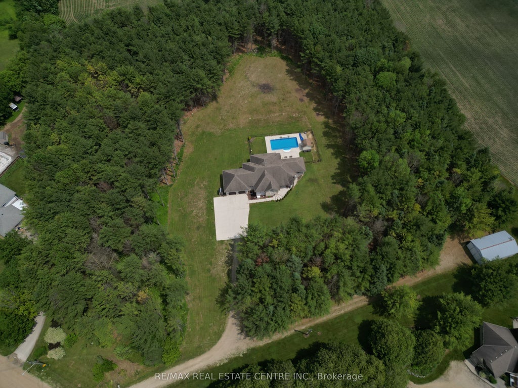 230 South Water Street, Wellington North