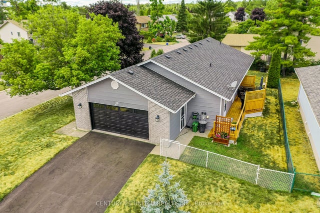 39 Cedartree Lane, Kawartha Lakes