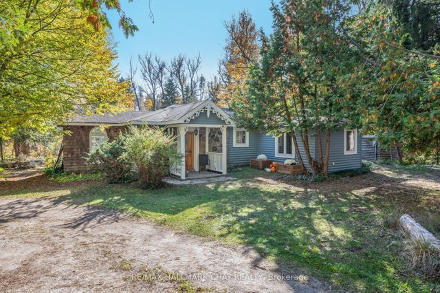 667156 20 Side Road, Mulmur