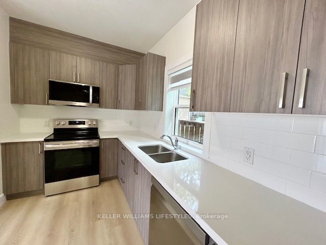 178 Woodward Avenue 4, London North