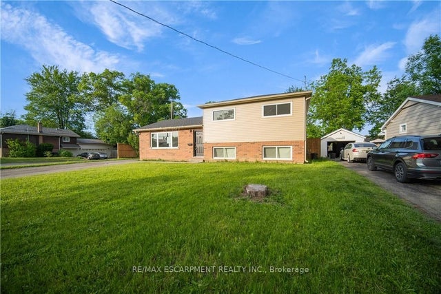 25 Patterson Drive, Brantford
