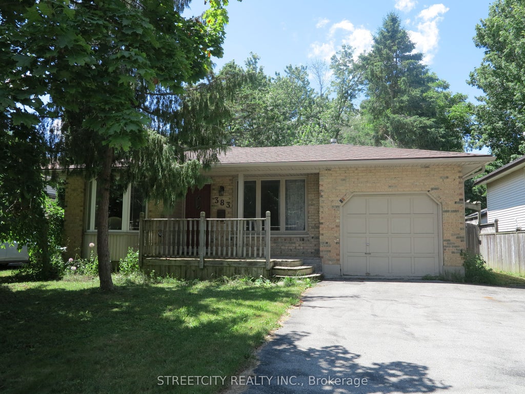 383 Castlegrove Close, London North