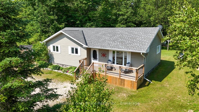 32 Sugarbush Road, South Bruce Peninsula