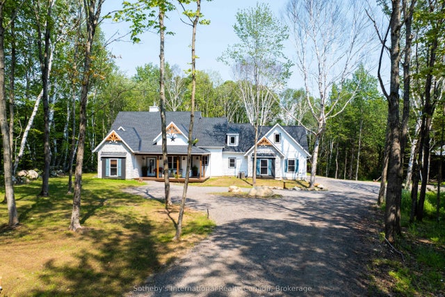 681 Doe Lake Road, Armour