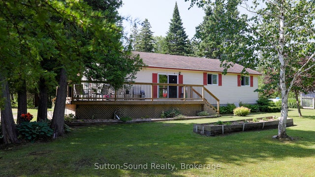 27 Whiskey Harbour Road, Northern Bruce Peninsula