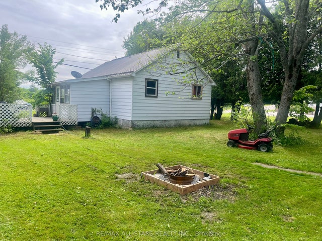 10750 On-522 N/a, Parry Sound Remote Area