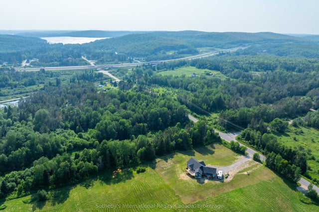 141 Three Mile Lake Road, Armour